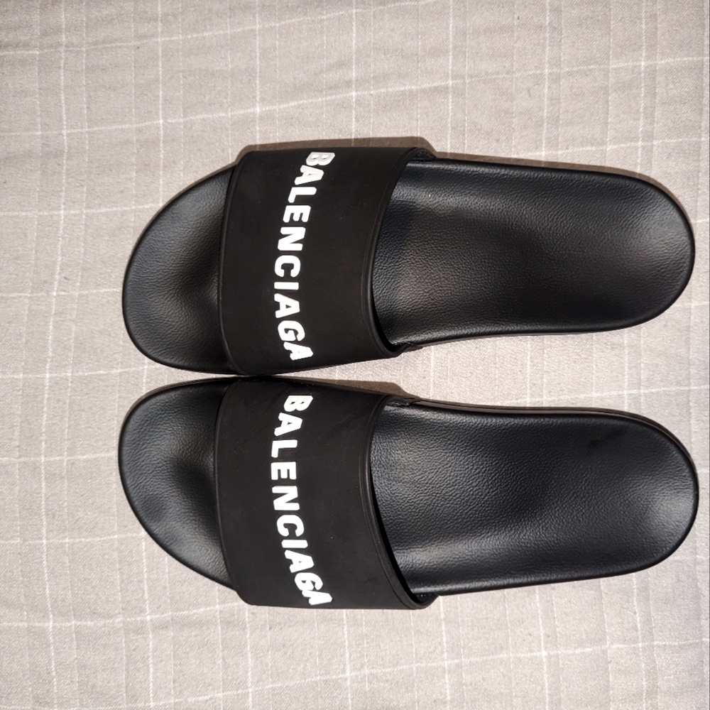 Balenciaga slides